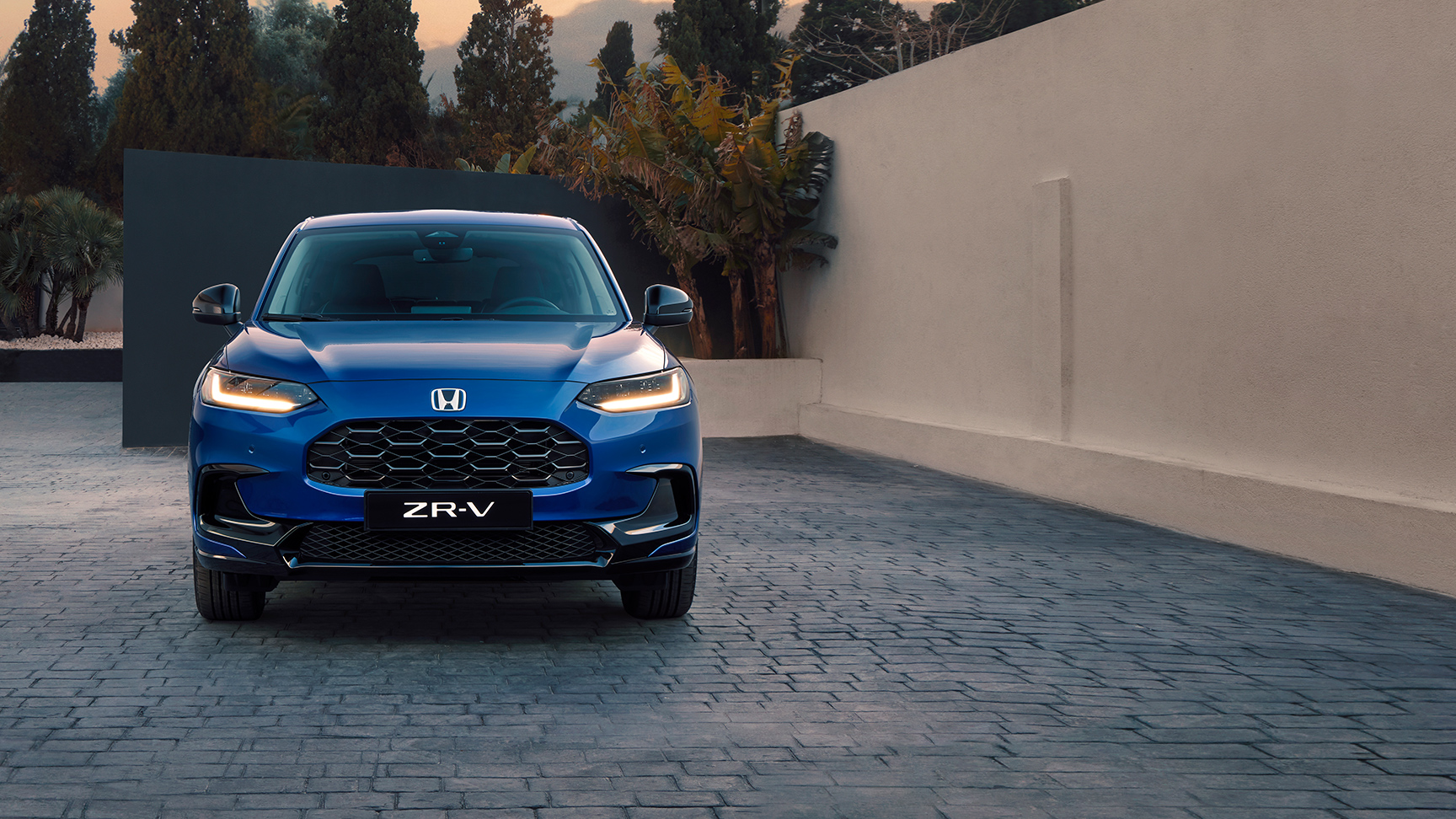 Honda Compact SUV- e:HEV Full Hybrid