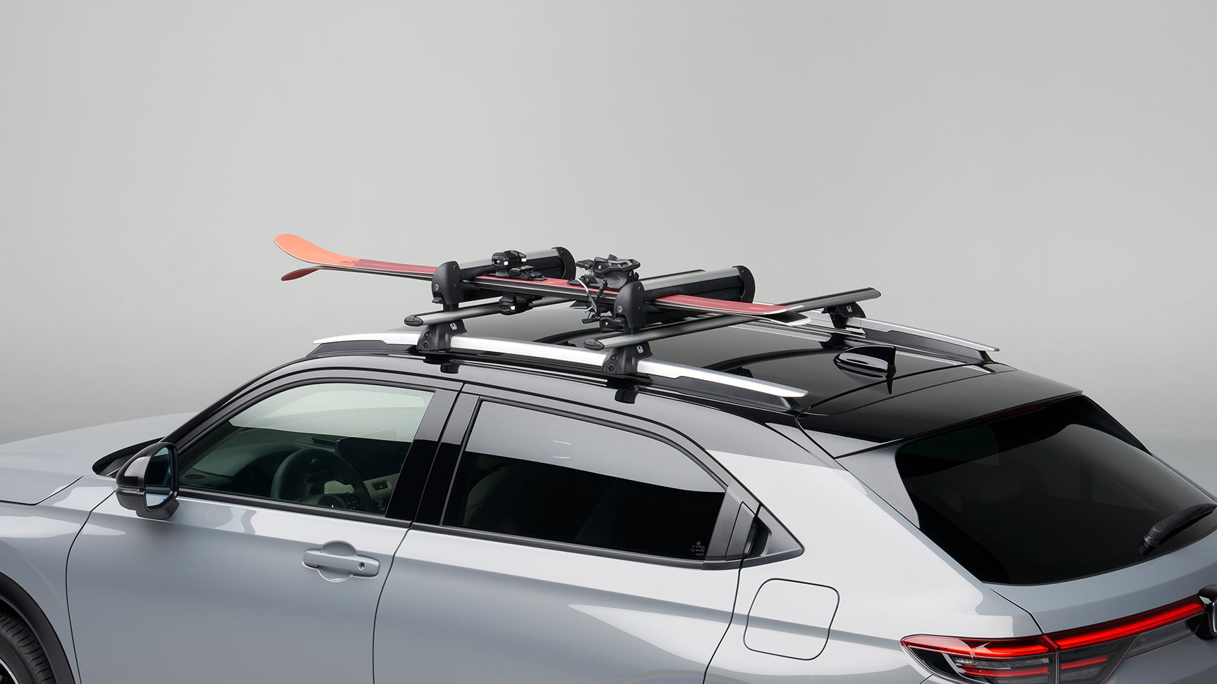 Honda HR-V avec fixation pour skis sur le toit