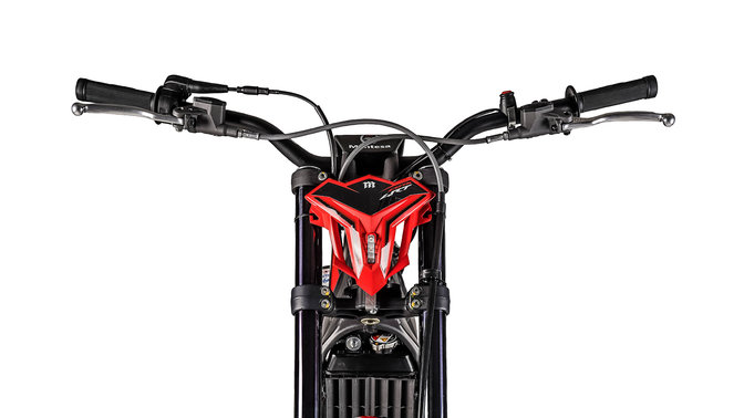 Gros plan du guidon de la Honda Montesa Cota 4RT 260R vu de l’avant.