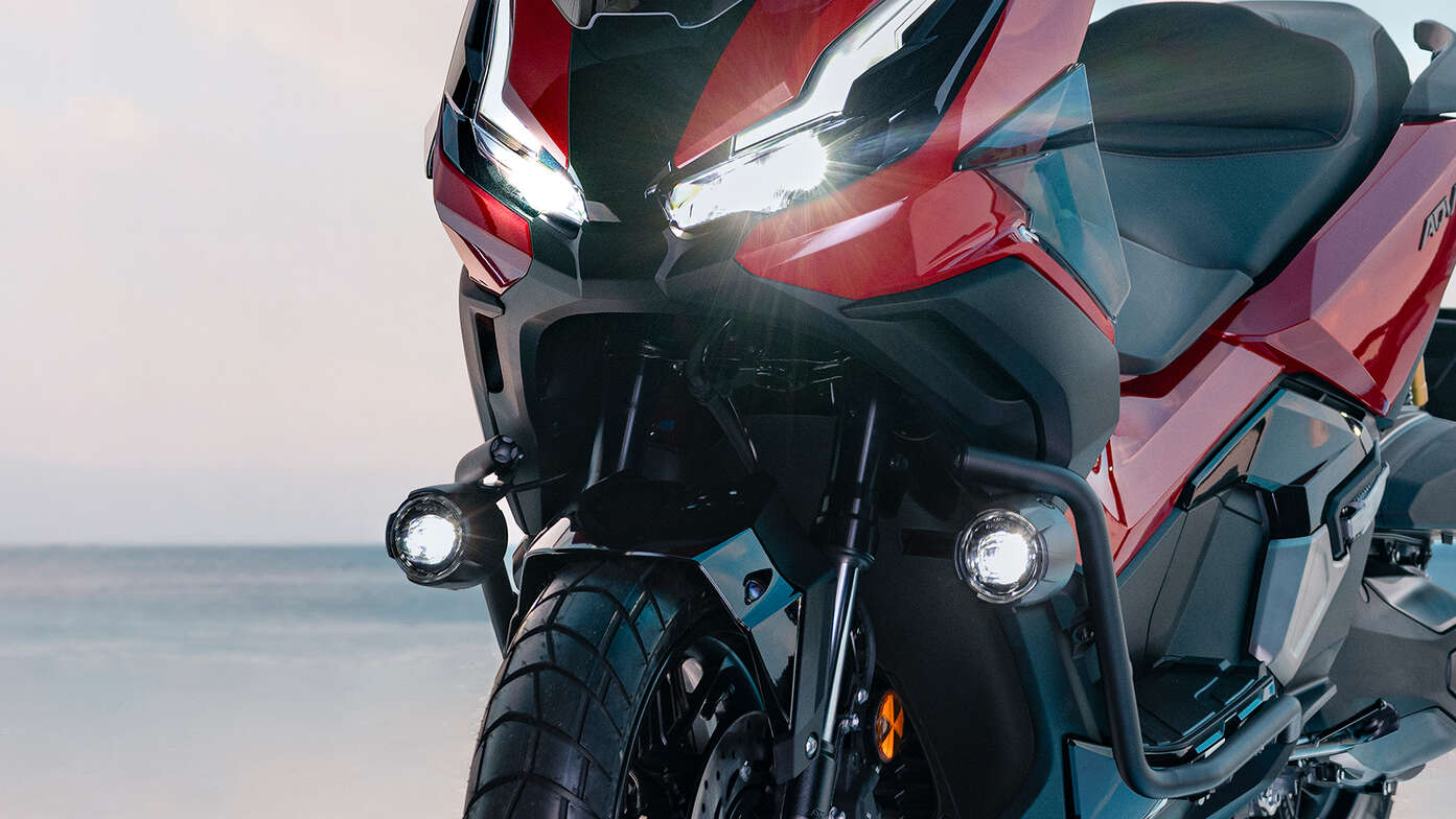 Feux antibrouillard Honda ADV350