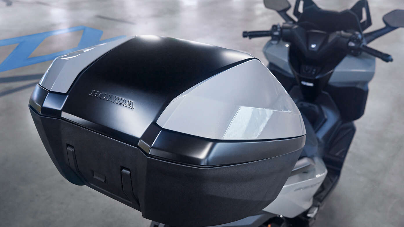 Smart Top Box 45 l du Honda Forza 350