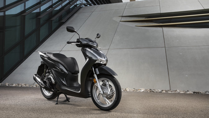Honda sh125i 2020 scooter grandes roues.
