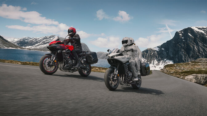 Vue de dessus de la Honda CB1000GT.