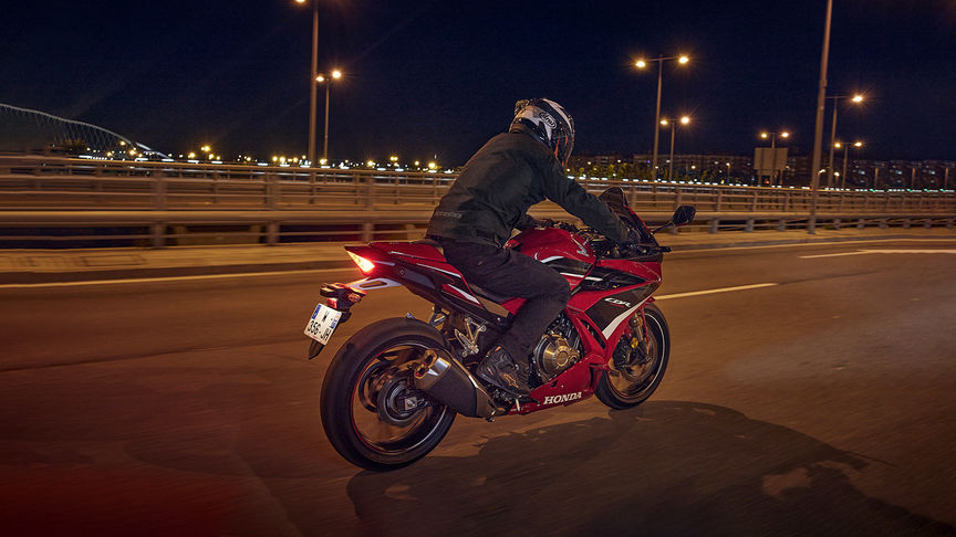 CBR500R Notre plus petite Super Sport