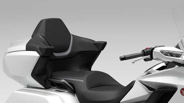 Honda Gold Wing Tour, assise confortable pour le passager